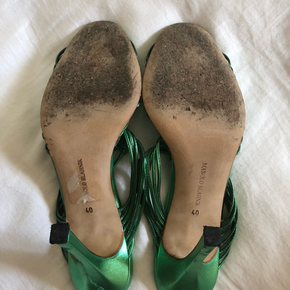 Manolo Blahnik - Picture 3 of 4